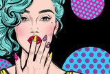 Pop-Art Glamour mit farbenfroher Attitüde