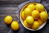 Spritzige Zitronen-Power fürs Ambiente