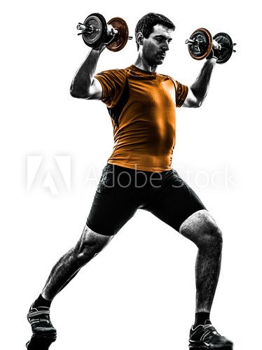 Kraftvoller Athlet im Training