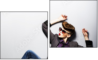 Pin-up girl in sunglasses sitting. American retro style - Zweiteiliges Leinwandbild, Diptychon