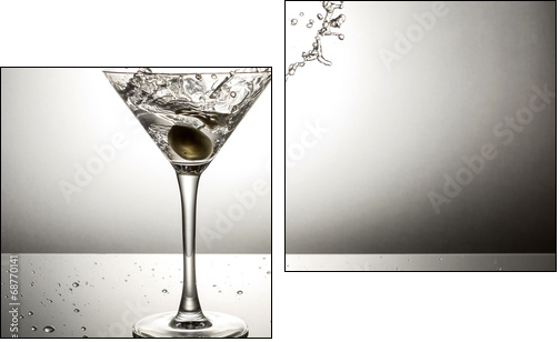 Olive splashing on martini - Zweiteiliges Leinwandbild, Diptychon