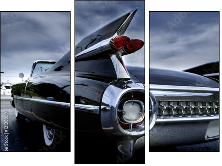 Tail Lamp Of A Classic Car - Dreiteiliges Leinwandbild, Triptychon