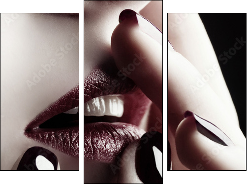 Close-up of lips and nails - Dreiteiliges Leinwandbild, Triptychon
