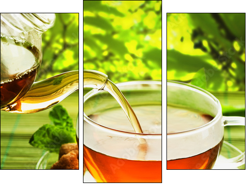 Pouring Healthy Tea - Dreiteiliges Leinwandbild, Triptychon