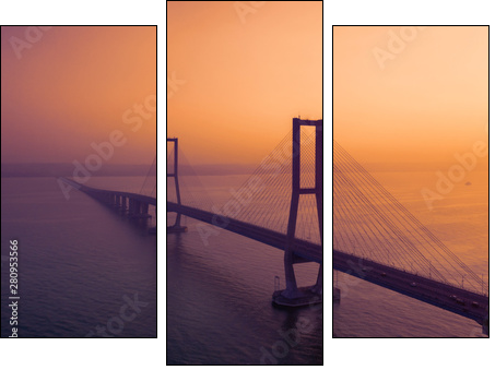 Beautiful scenery of Suramadu bridge at sunset - Dreiteiliges Leinwandbild, Triptychon