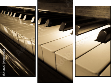 Close up shot of piano keyboard - Dreiteiliges Leinwandbild, Triptychon