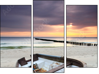 Boat on beautiful beach in sunrise - Dreiteiliges Leinwandbild, Triptychon