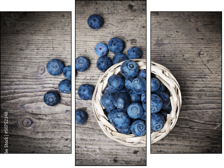 fresh blueberries on an old table - still life - Dreiteiliges Leinwandbild, Triptychon