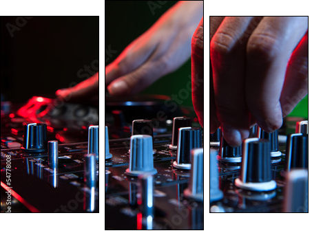DJ at work. Close-up of DJ hands making music - Dreiteiliges Leinwandbild, Triptychon
