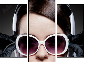 gorgeous caucasian brunette with sunglasses - Dreiteiliges Leinwandbild, Triptychon