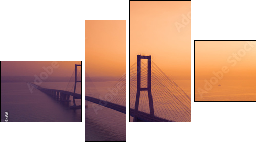 Beautiful scenery of Suramadu bridge at sunset - Vierteiliges Leinwandbild, Viertychon