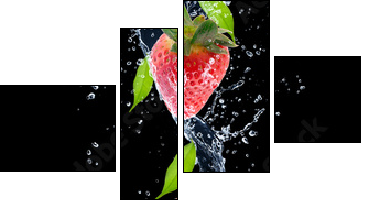 Strawberries in water splash, isolated on black background - Vierteiliges Leinwandbild, Viertychon