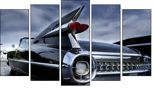 Tail Lamp Of A Classic Car - Fünfteiliges Leinwandbild, Pentaptychon