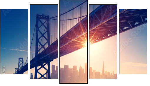San Francisco skyline retro view. America spirit - California theme. USA background. - Fünfteiliges Leinwandbild, Pentaptychon