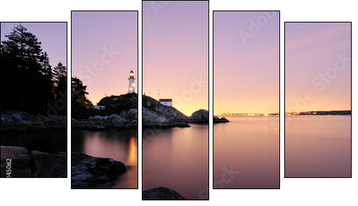 Point Atkinson Lighthouse in West Vancouver, Long Exposure - Fünfteiliges Leinwandbild, Pentaptychon