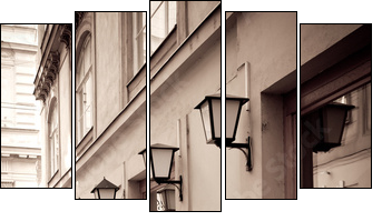 Tables and chairs in a cafe - Fünfteiliges Leinwandbild, Pentaptychon