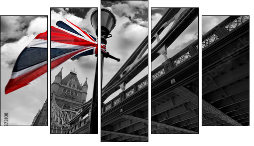 London Tower Bridge with colorful flag of England - Fünfteiliges Leinwandbild, Pentaptychon