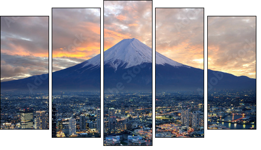 Surreal view of Yokohama city and Mt. Fuji - Fünfteiliges Leinwandbild, Pentaptychon