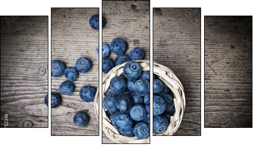 fresh blueberries on an old table - still life - Fünfteiliges Leinwandbild, Pentaptychon