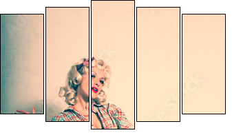 Stylish blonde. Pin-up girl. American style - Fünfteiliges Leinwandbild, Pentaptychon