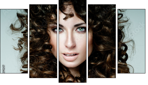 beautiful brunette with curly hair - Fünfteiliges Leinwandbild, Pentaptychon