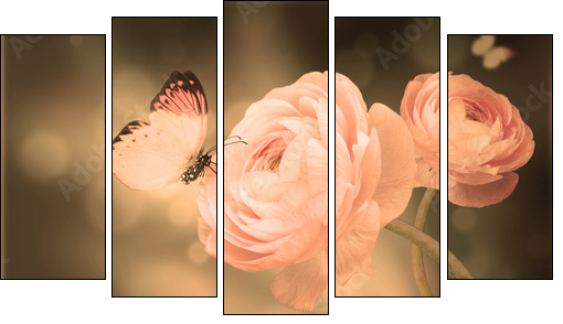 Bouquet of pink roses against a dark background  butterfly - Fünfteiliges Leinwandbild, Pentaptychon
