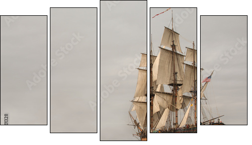 Vintage Frigate sailing into a fog bank - Fünfteiliges Leinwandbild, Pentaptychon