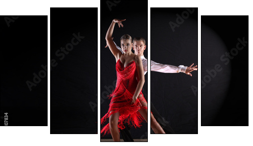 dancers in ballroom against black background - Fünfteiliges Leinwandbild, Pentaptychon