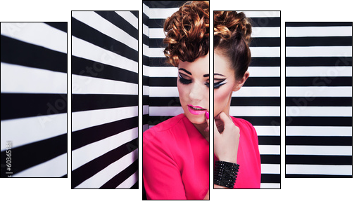 Beautiful young woman with professional party make up - Fünfteiliges Leinwandbild, Pentaptychon