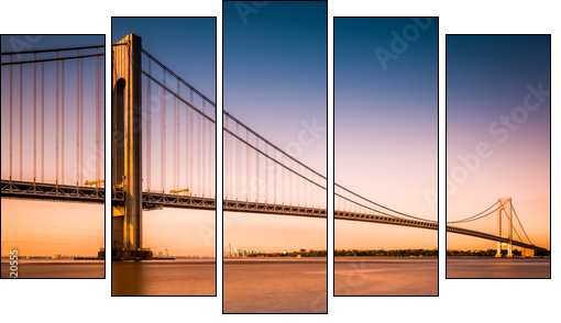 Verrazano-Narrows Bridge at sunset as viewed from Long Island - Fünfteiliges Leinwandbild, Pentaptychon