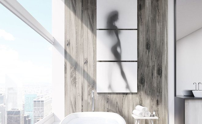 Attraktiv-im-verfuhrerischen-schwarz-fur-badezimmer-leinwandbilder-demur