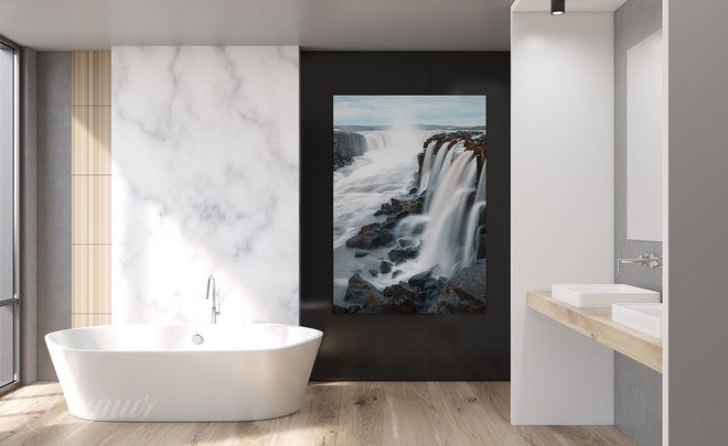 Im-land-der-skandinavischen-stille-fur-badezimmer-leinwandbilder-demur